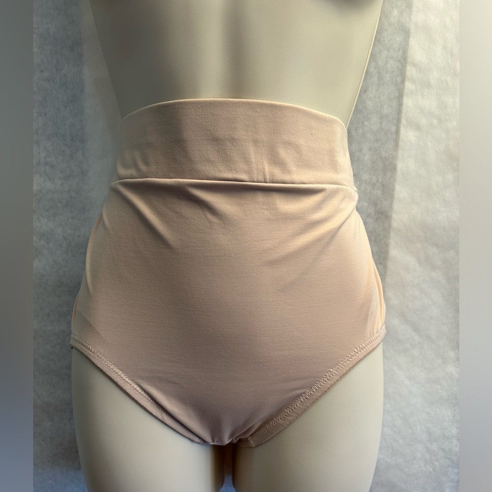 TC High-Waisted Shape-wear Firm‎ Control in Nude Sz-M.  Y2